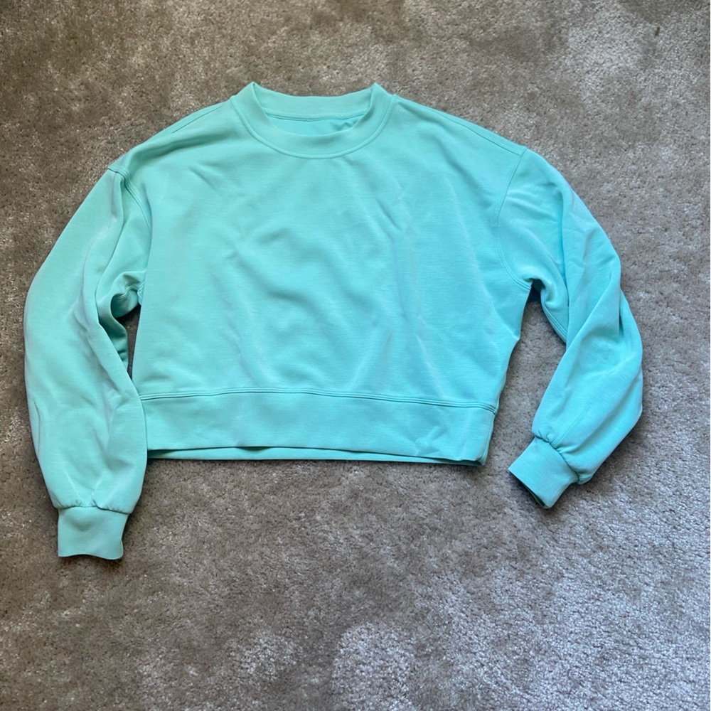 Lululemon Softstreme Crop Sweatshirt